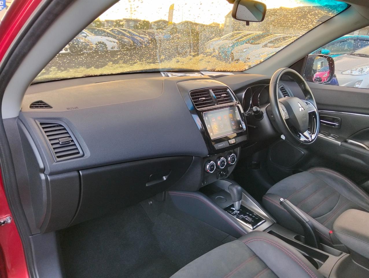 2018 Mitsubishi ASX thumbnail