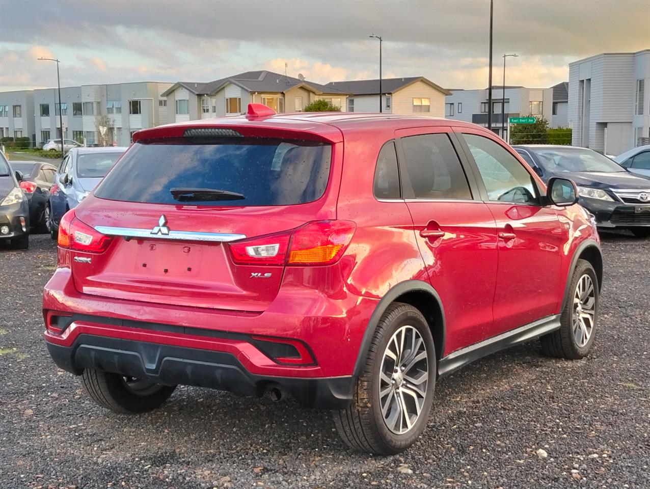 2018 Mitsubishi ASX thumbnail