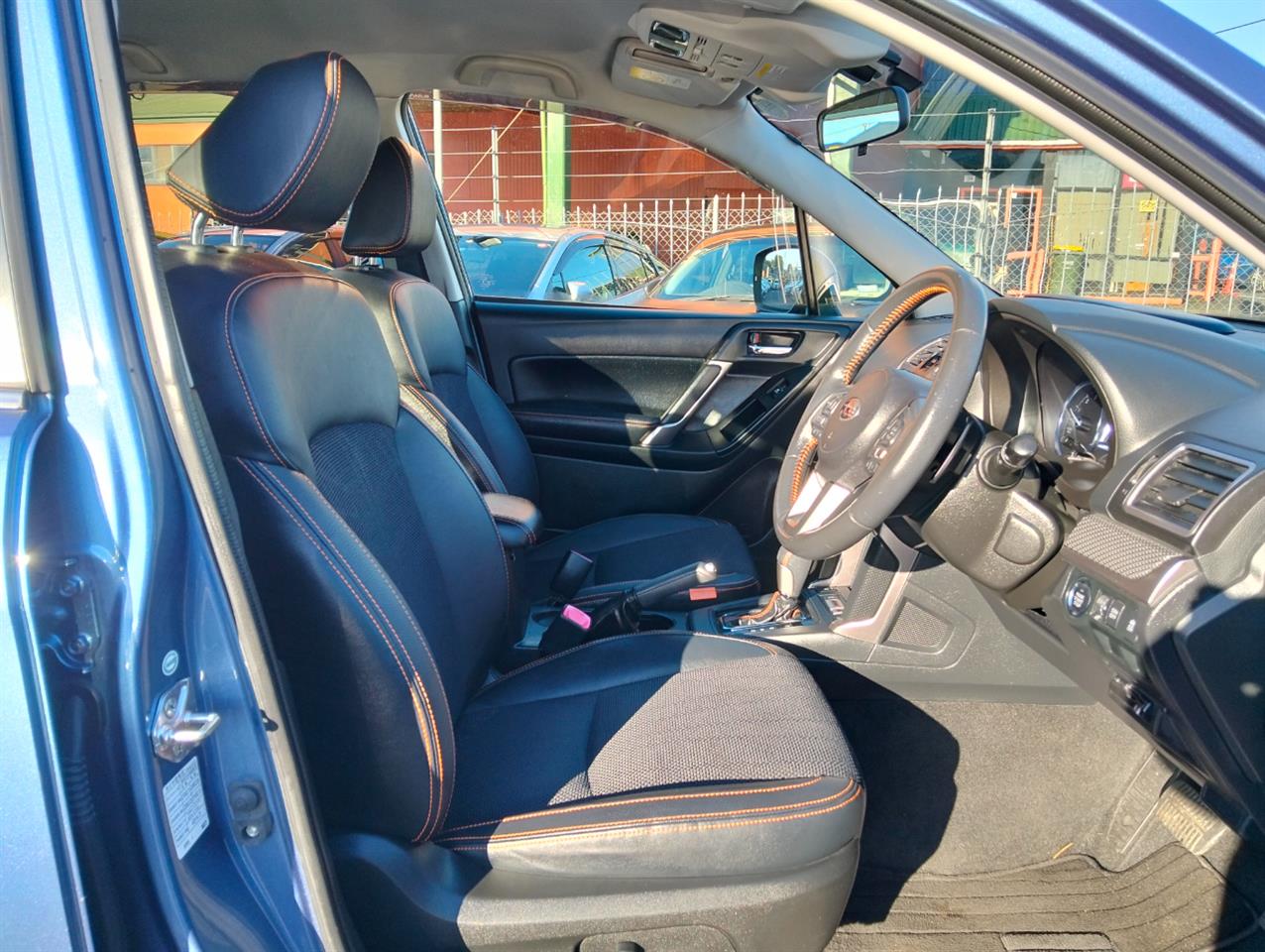 2016 Subaru Forester thumbnail