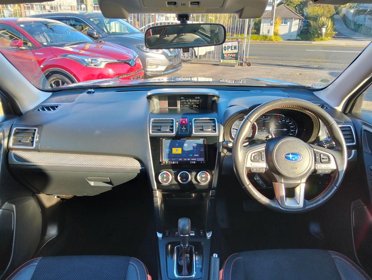 2016 Subaru Forester thumbnail