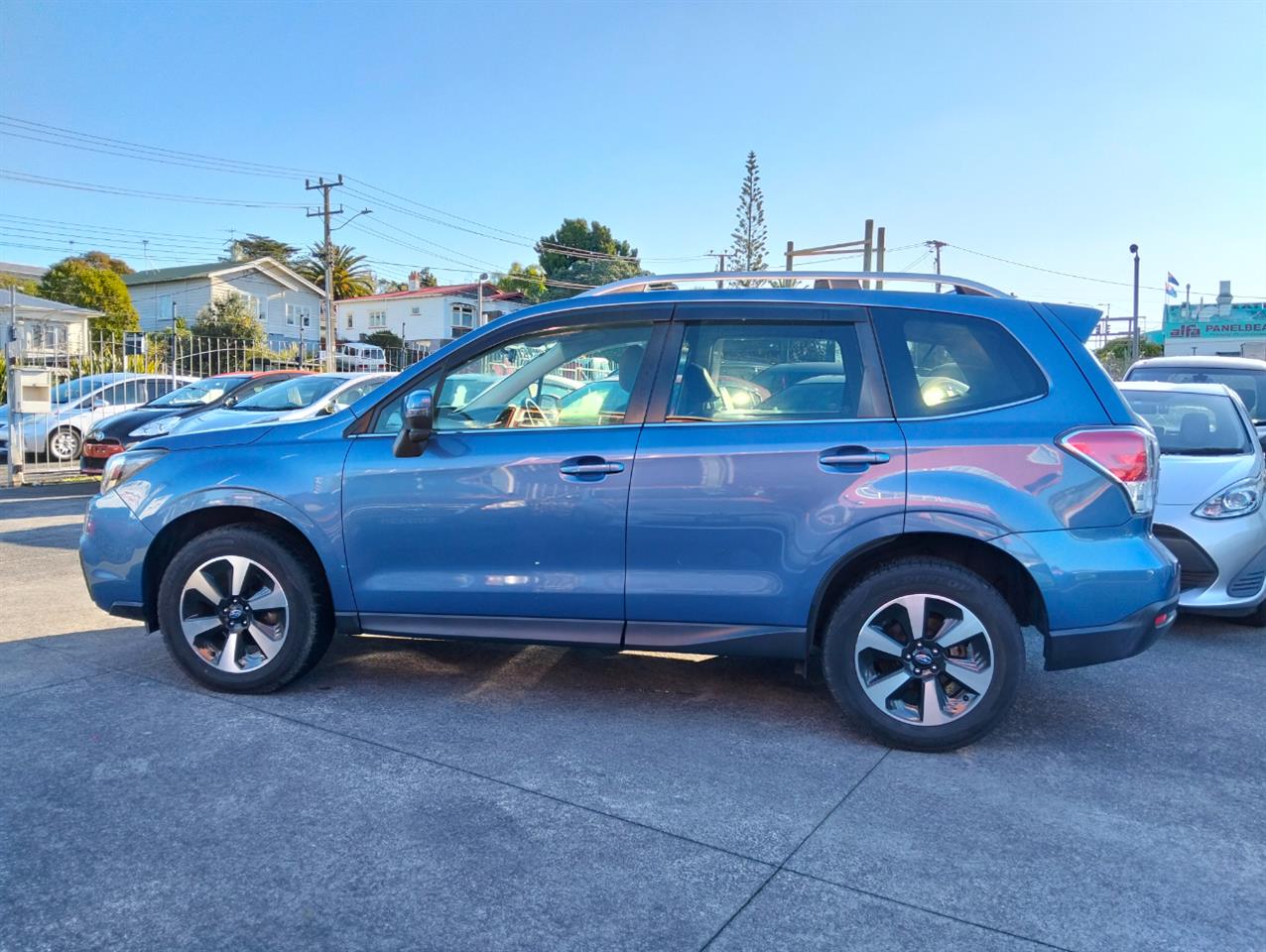 2016 Subaru Forester thumbnail