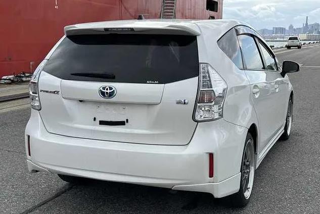 2012 Toyota Prius thumbnail