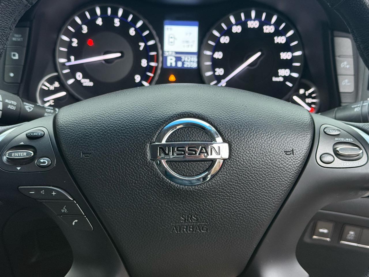2013 Nissan Fuga thumbnail