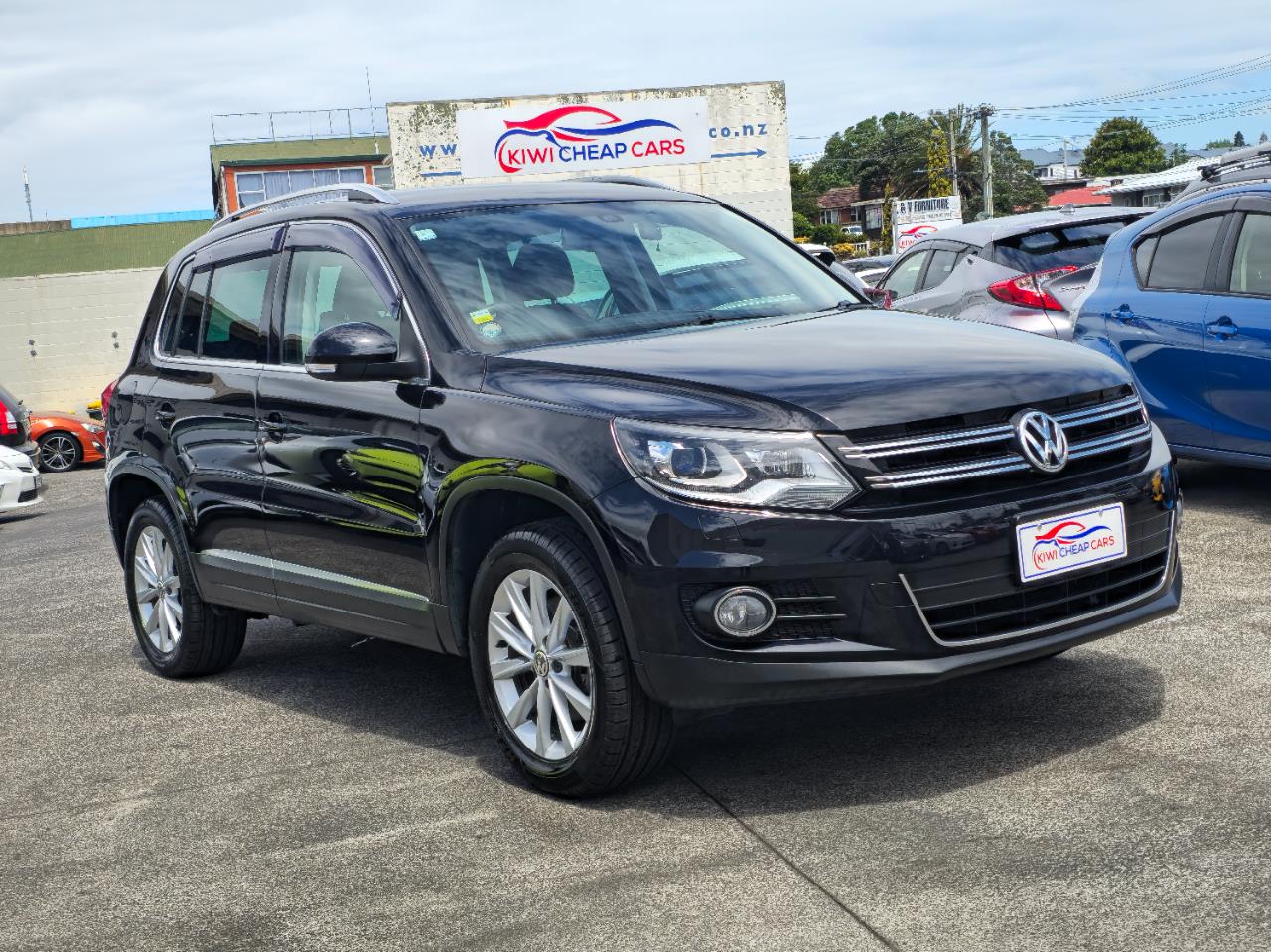 2015 Volkswagen Tiguan thumbnail