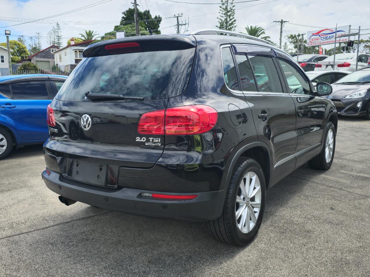 2015 Volkswagen Tiguan thumbnail