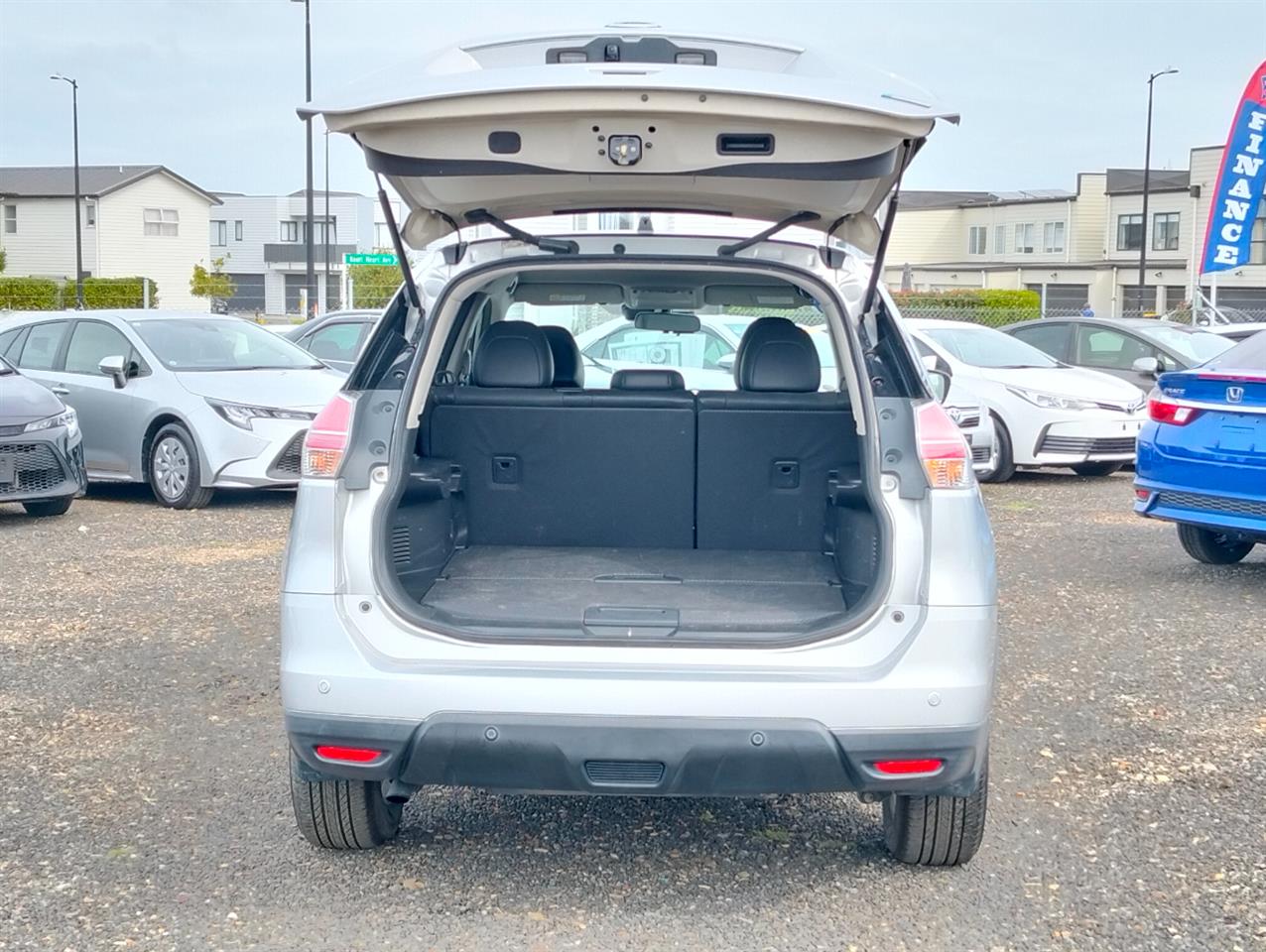 2014 Nissan X-Trail thumbnail