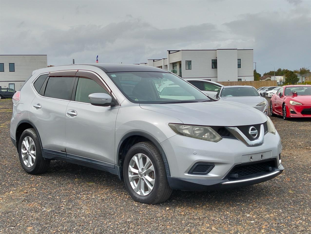 2014 Nissan X-Trail thumbnail
