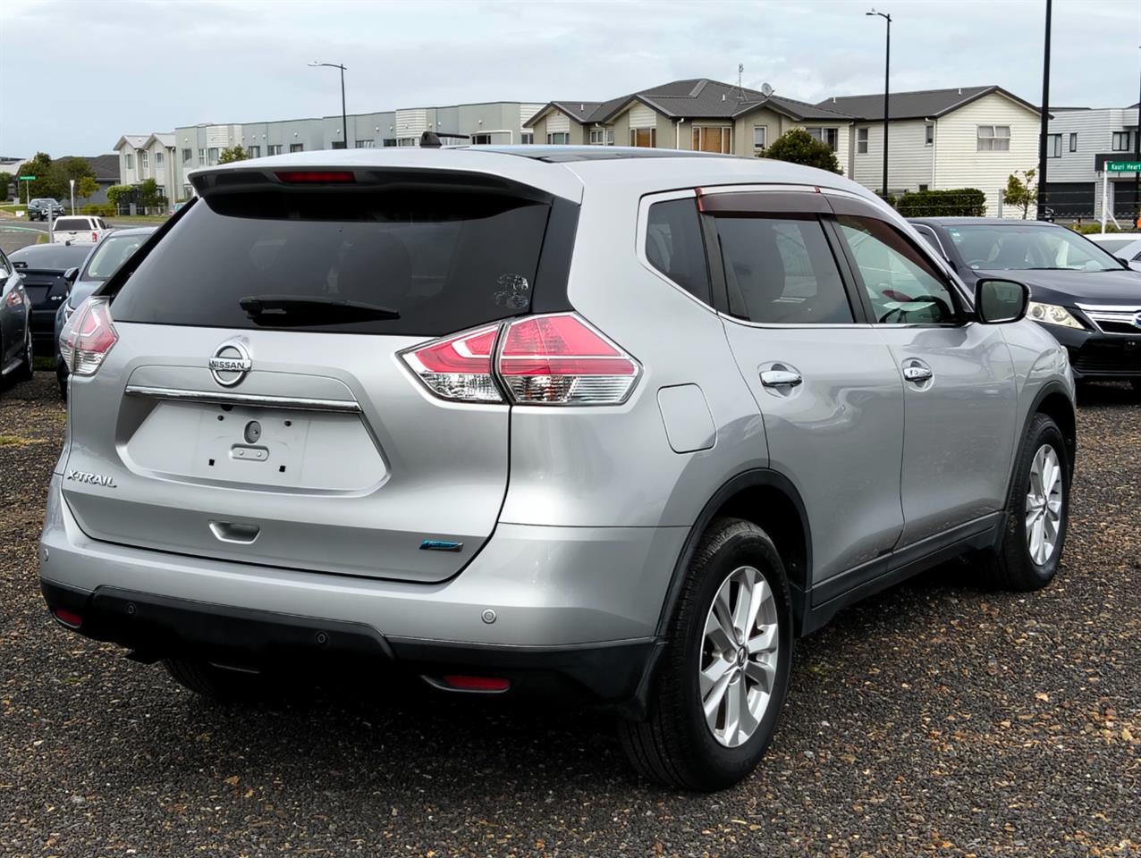 2014 Nissan X-Trail thumbnail