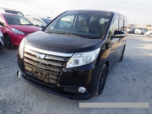 2015 Toyota Noah thumbnail