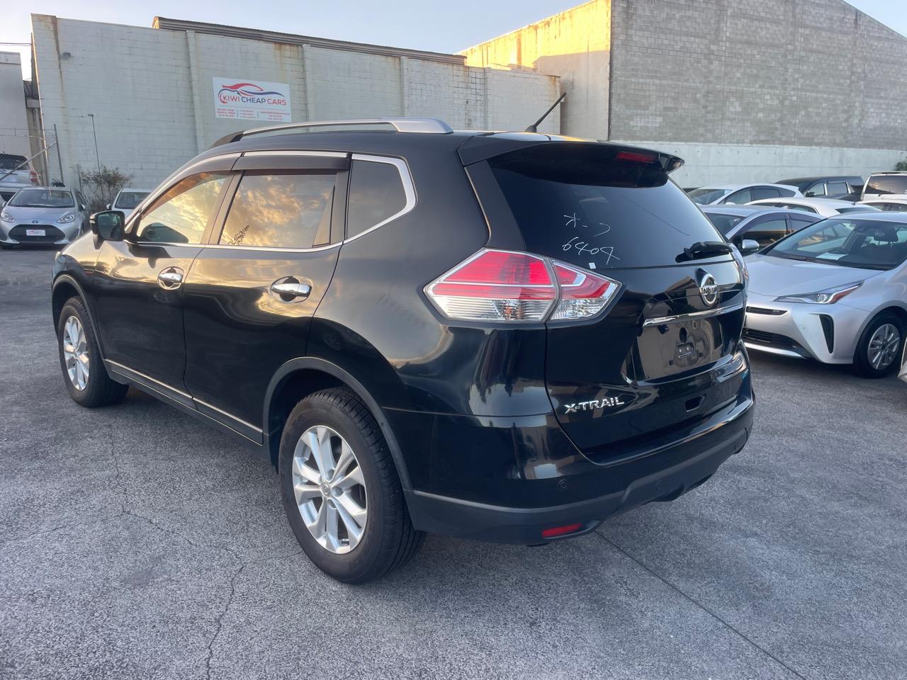 2014 Nissan X-Trail thumbnail