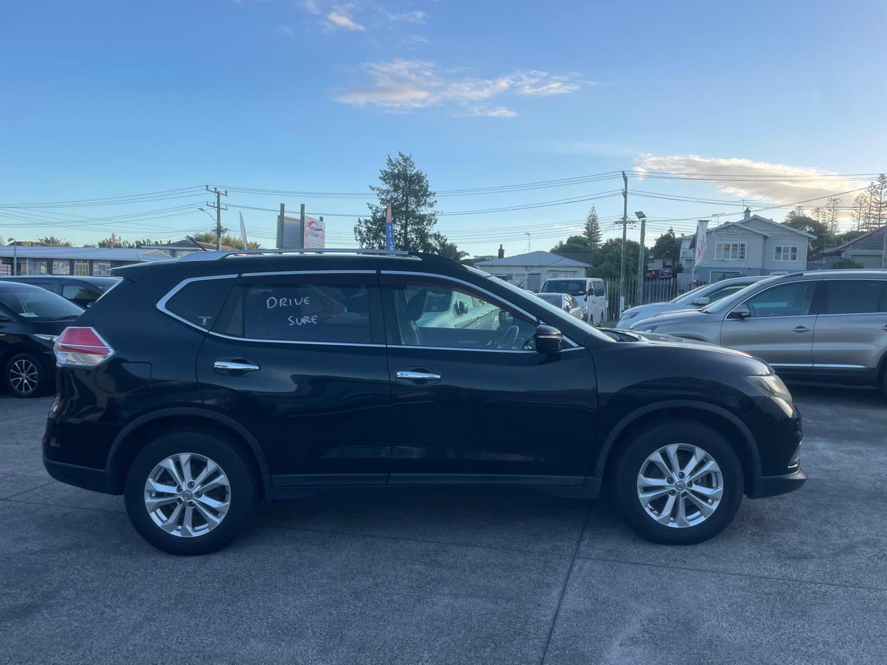 2014 Nissan X-Trail thumbnail
