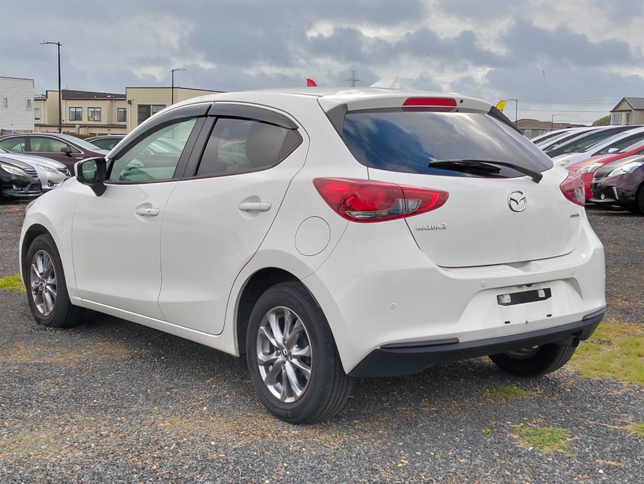 2019 Mazda 2 thumbnail
