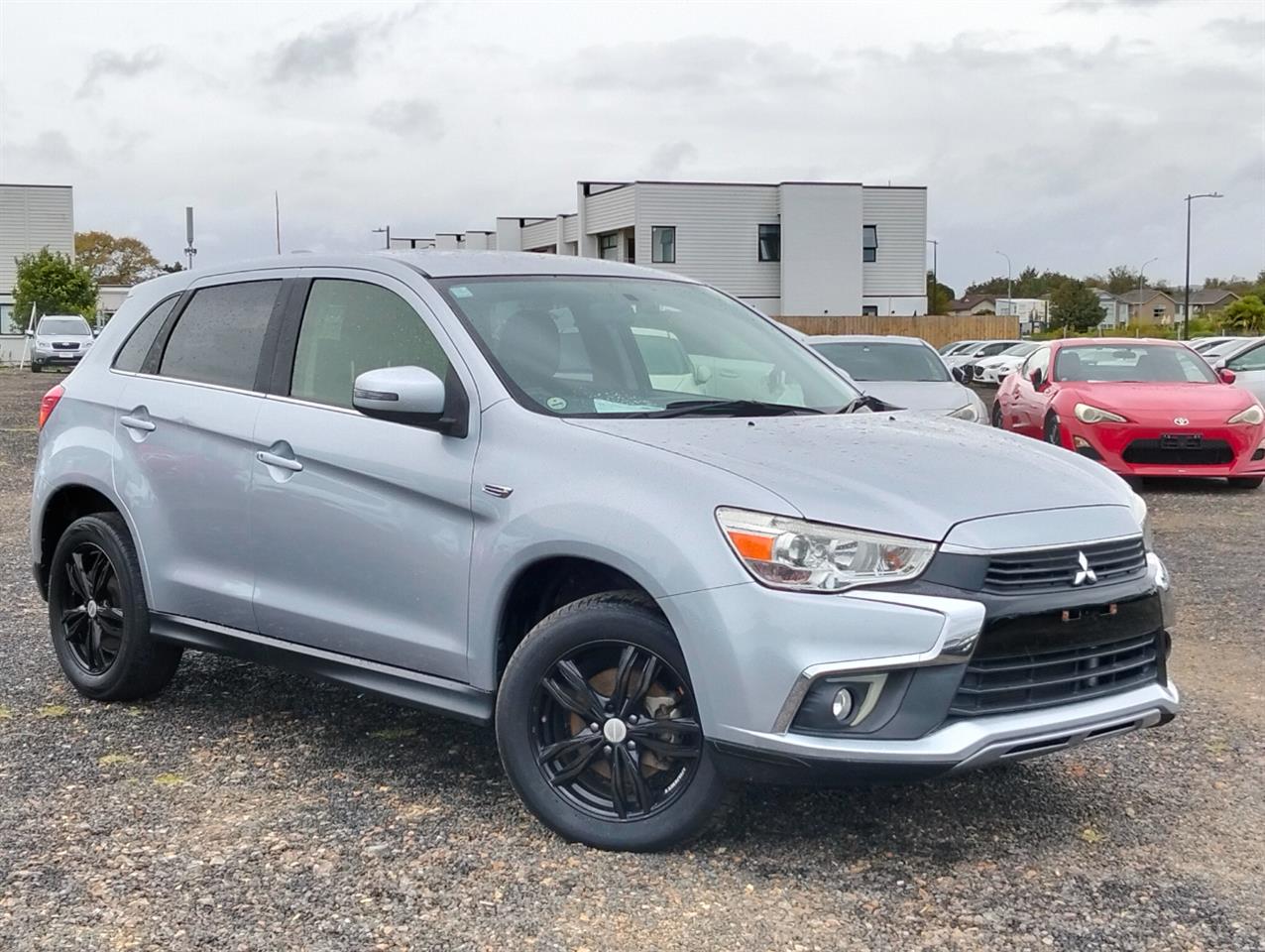 2018 Mitsubishi RVR thumbnail