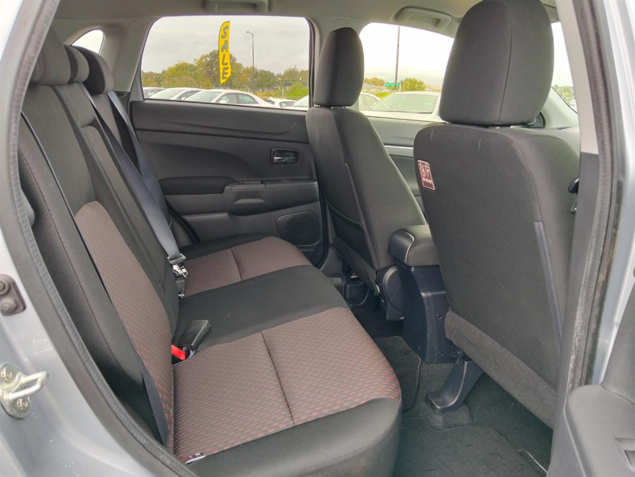 2018 Mitsubishi RVR thumbnail