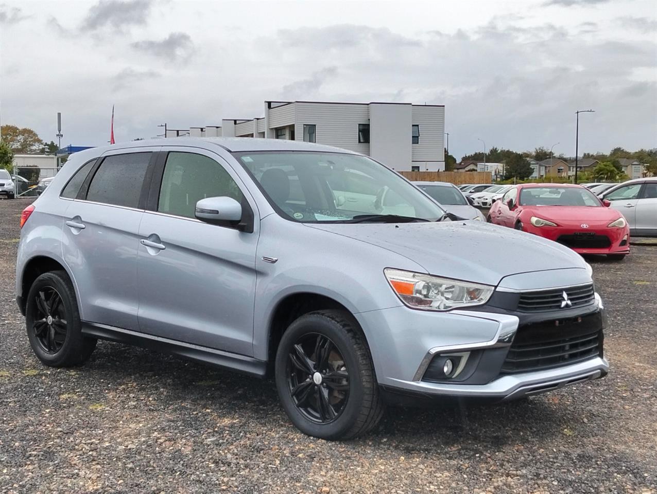 2018 Mitsubishi RVR thumbnail