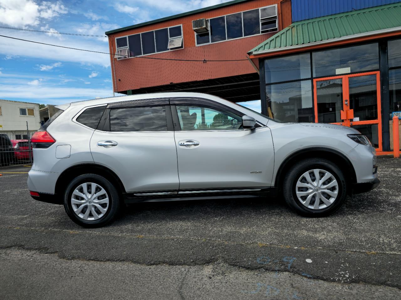 2019 Nissan X-Trail thumbnail