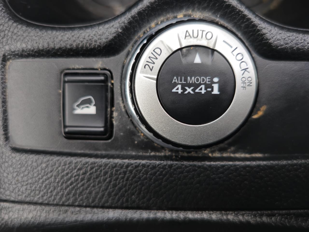 2019 Nissan X-Trail thumbnail