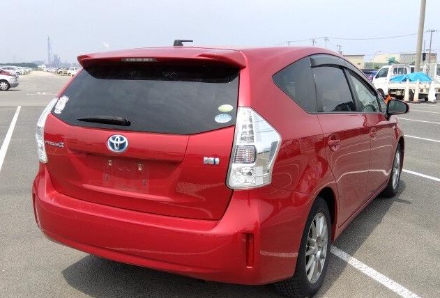 2012 Toyota Prius thumbnail