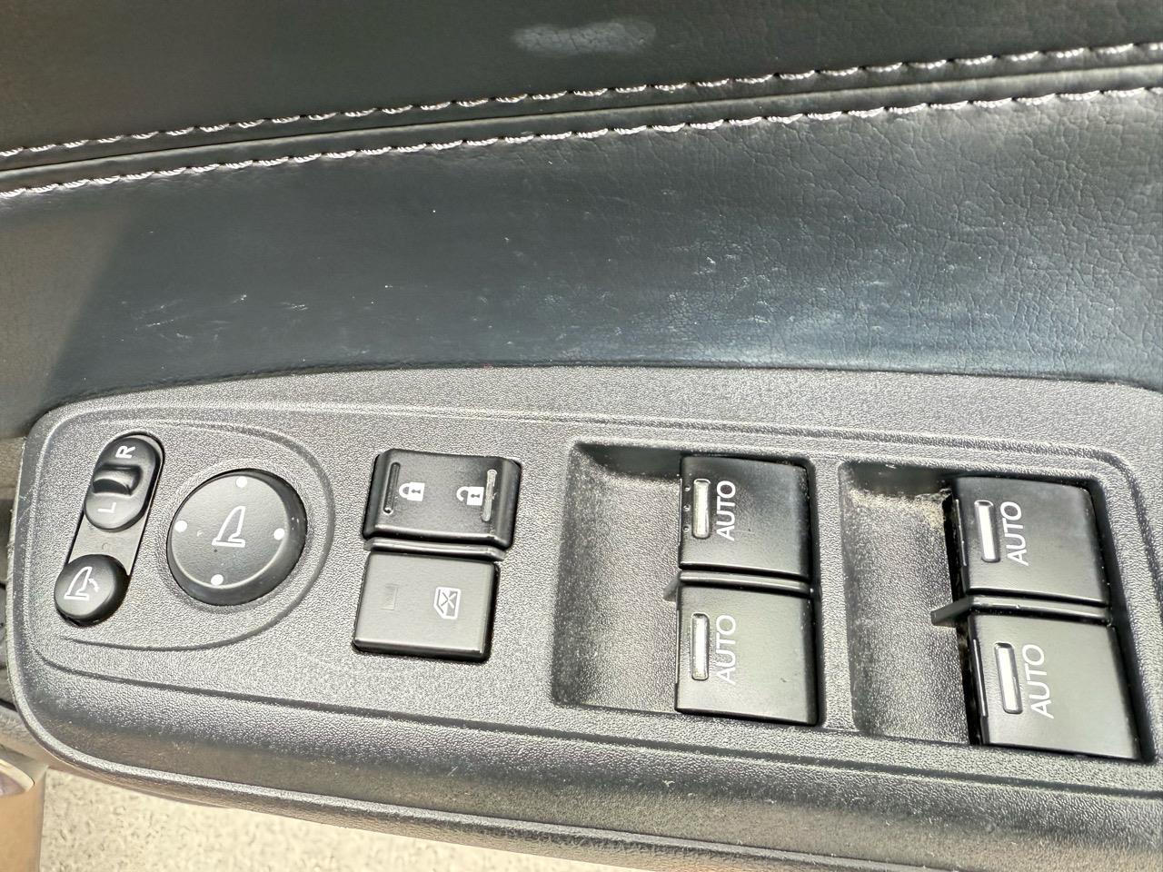 2015 Honda JADE thumbnail