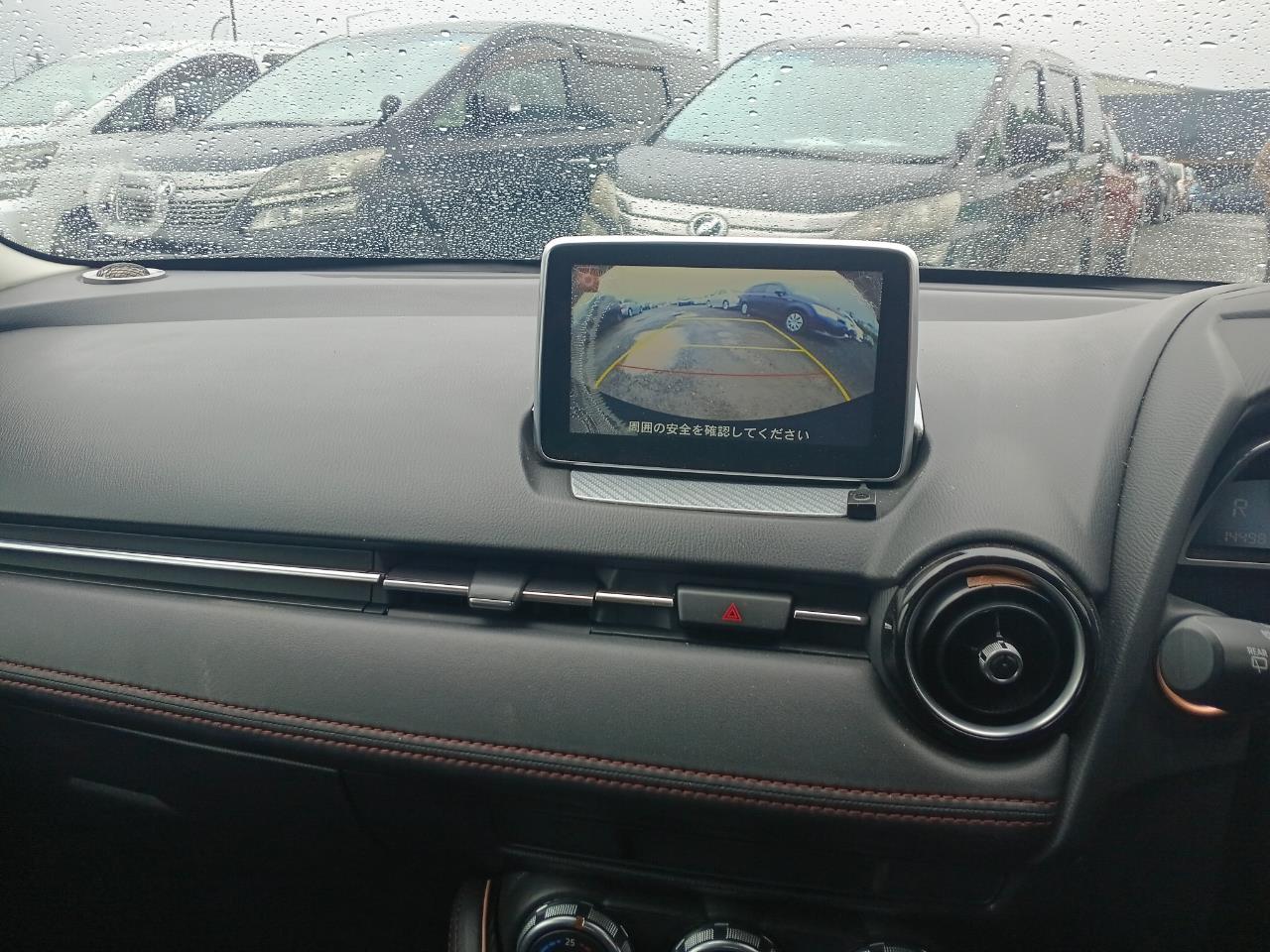 2015 Mazda Demio thumbnail