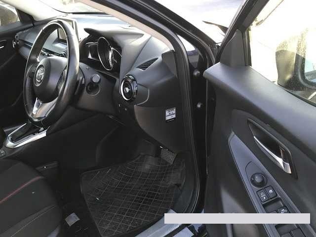 2015 Mazda Demio thumbnail