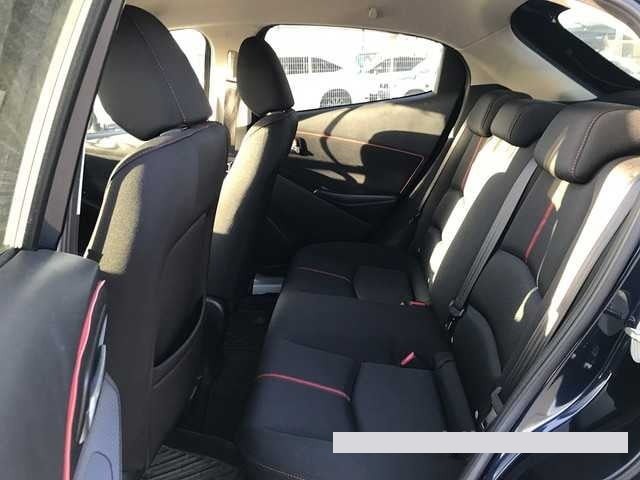 2015 Mazda Demio thumbnail