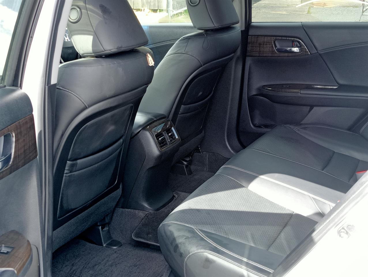 2013 Honda Accord thumbnail