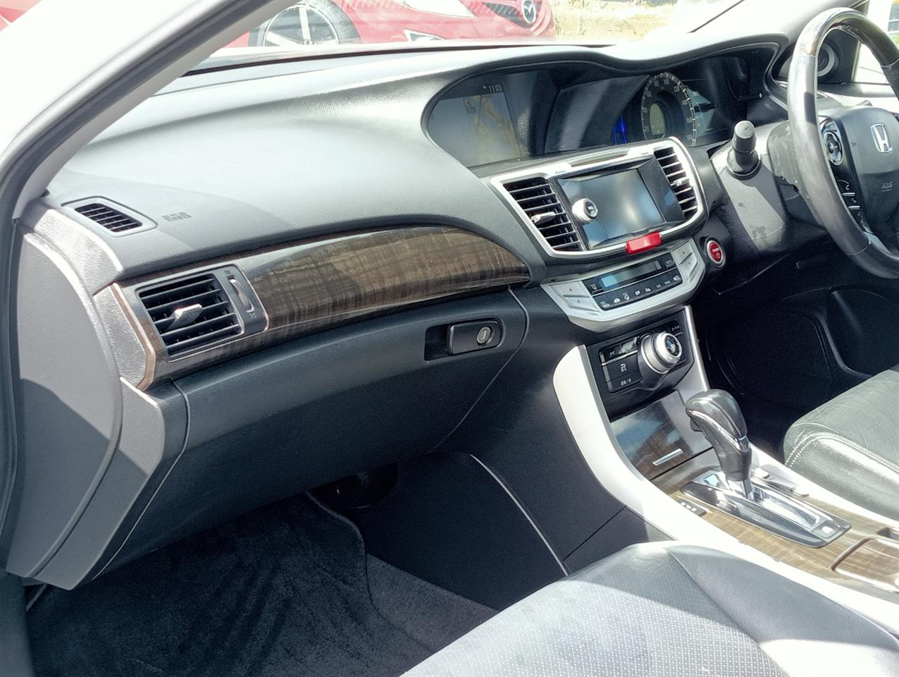 2013 Honda Accord thumbnail