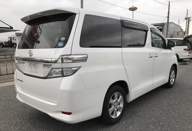 2012 Toyota Vellfire thumbnail