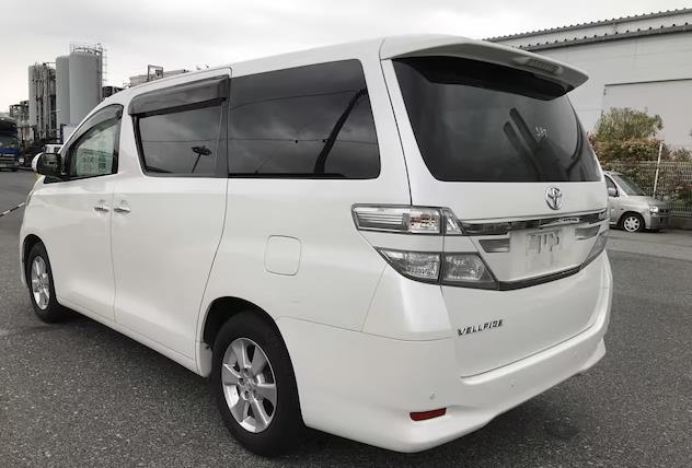 2012 Toyota Vellfire thumbnail