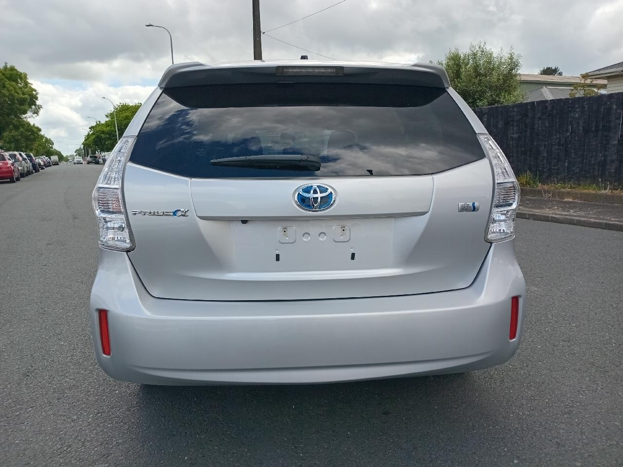 2014 Toyota Prius thumbnail