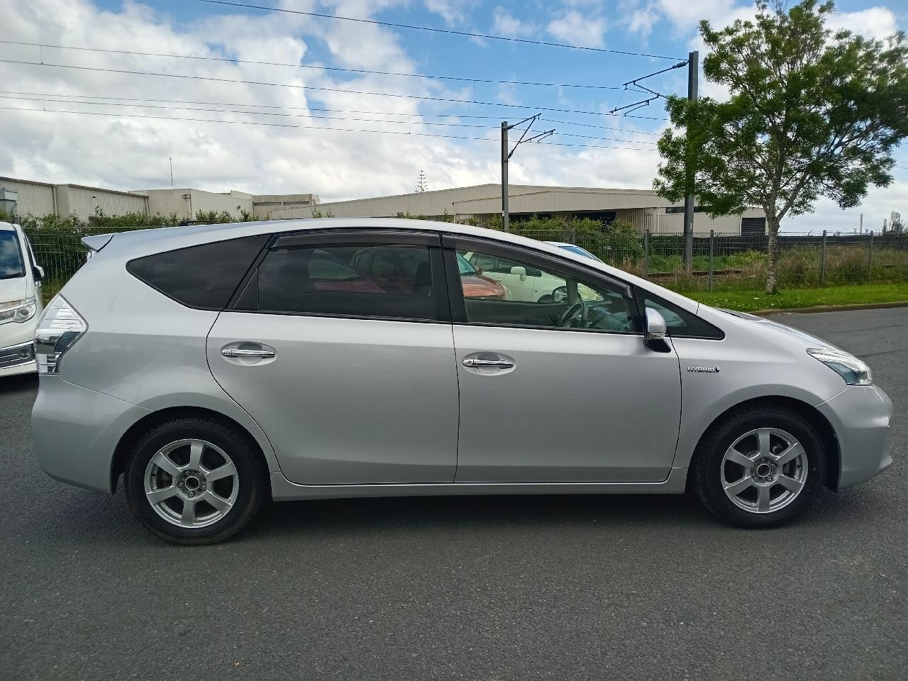 2014 Toyota Prius thumbnail