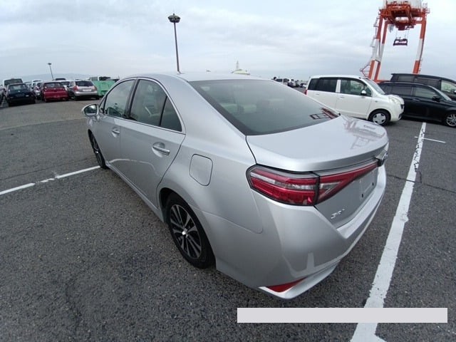 2015 Toyota Sai thumbnail