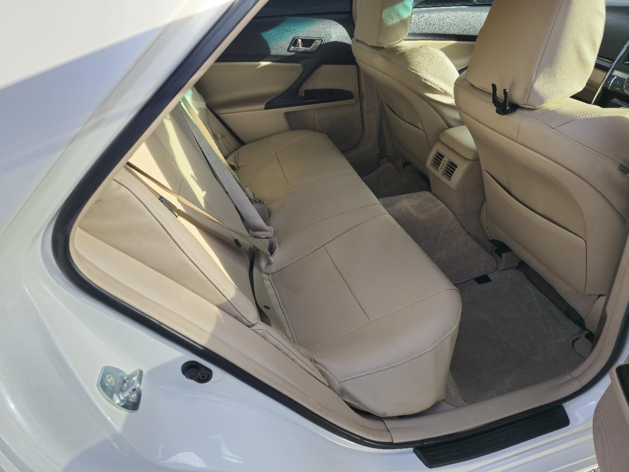 2012 Toyota Mark-X thumbnail