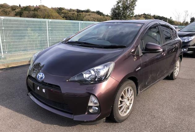 2014 Toyota Aqua thumbnail