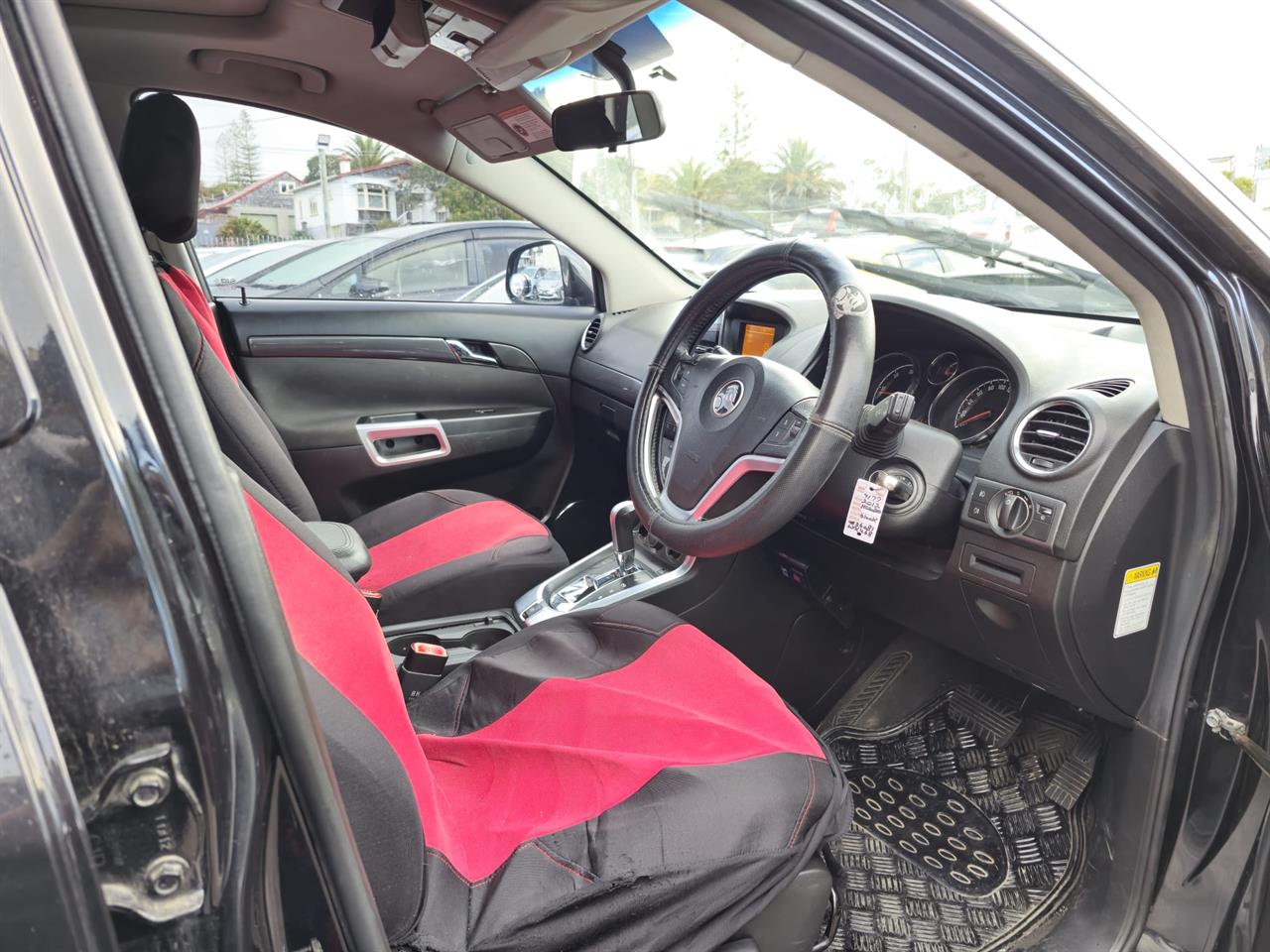 2012 Holden Captiva thumbnail