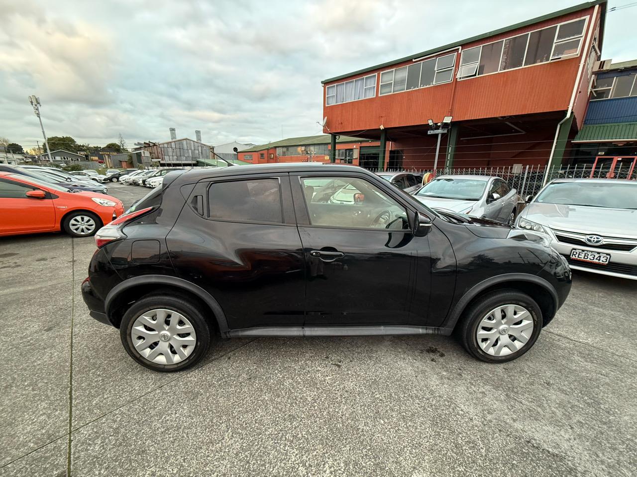 2015 Nissan Juke thumbnail