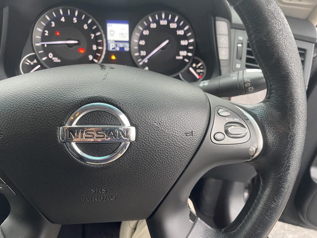 2010 Nissan Fuga thumbnail