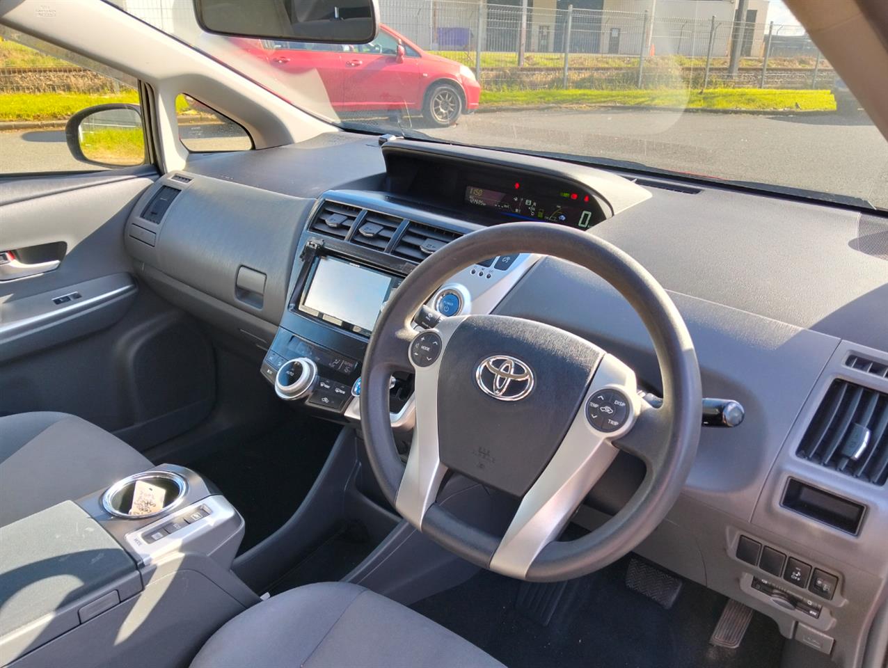 2012 Toyota Prius thumbnail