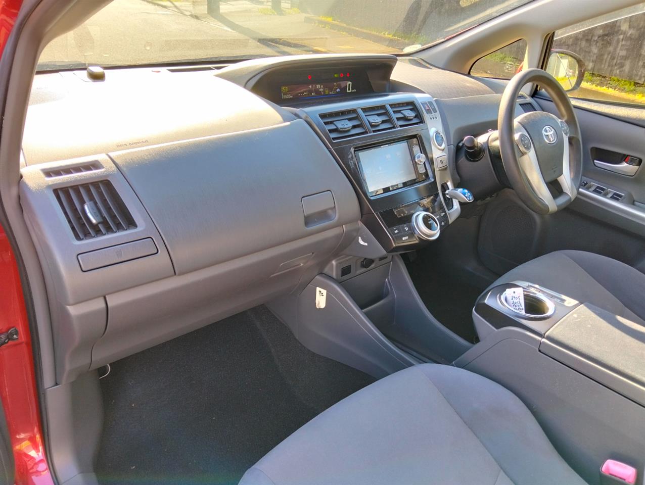 2012 Toyota Prius thumbnail