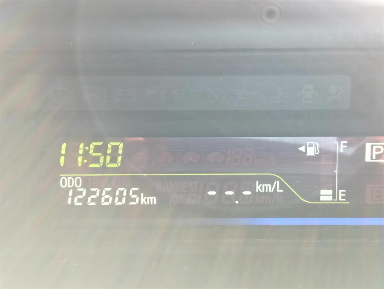 2012 Toyota Prius thumbnail