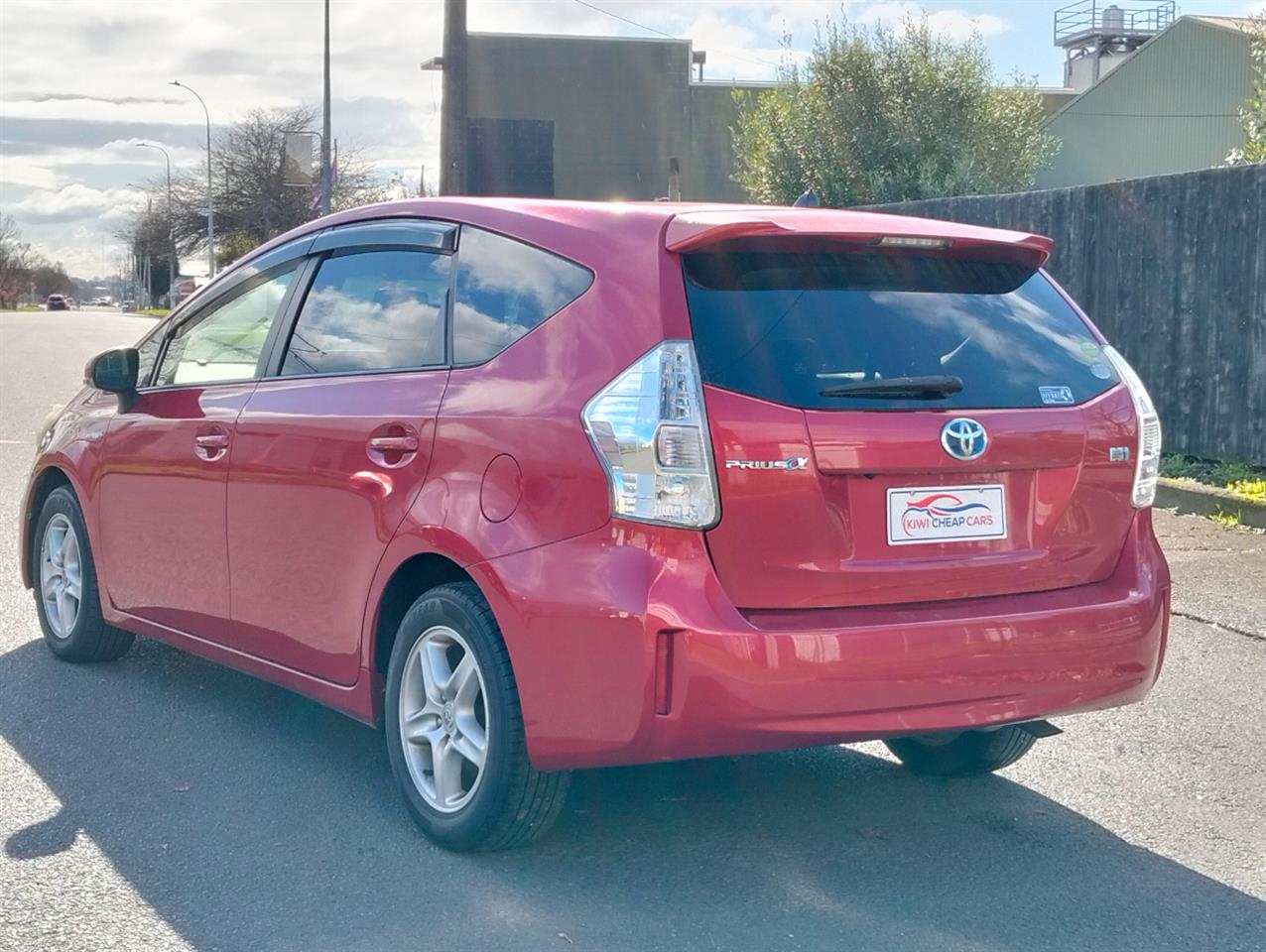 2012 Toyota Prius thumbnail
