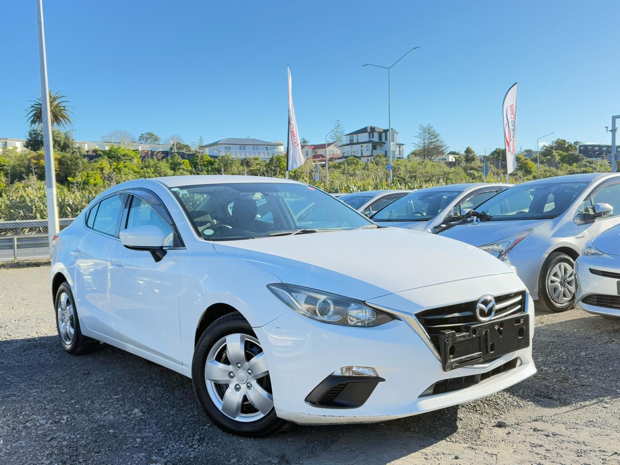 2016 Mazda Axela thumbnail