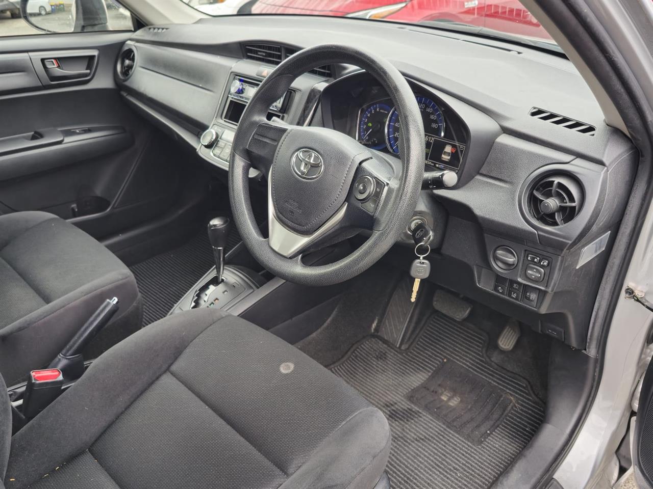 2018 Toyota Corolla thumbnail