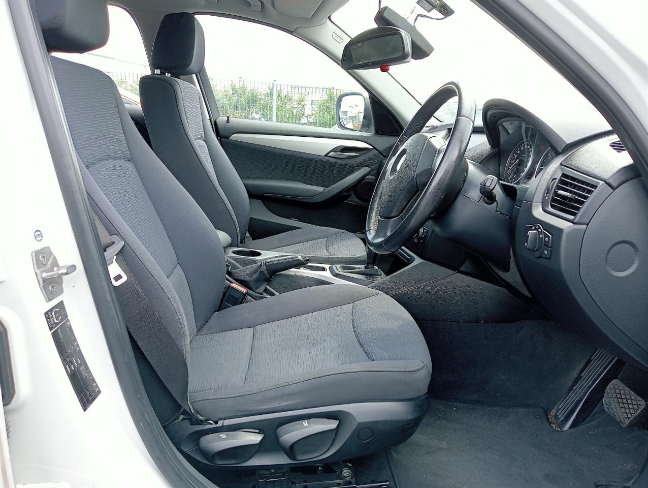 2010 BMW X1 thumbnail