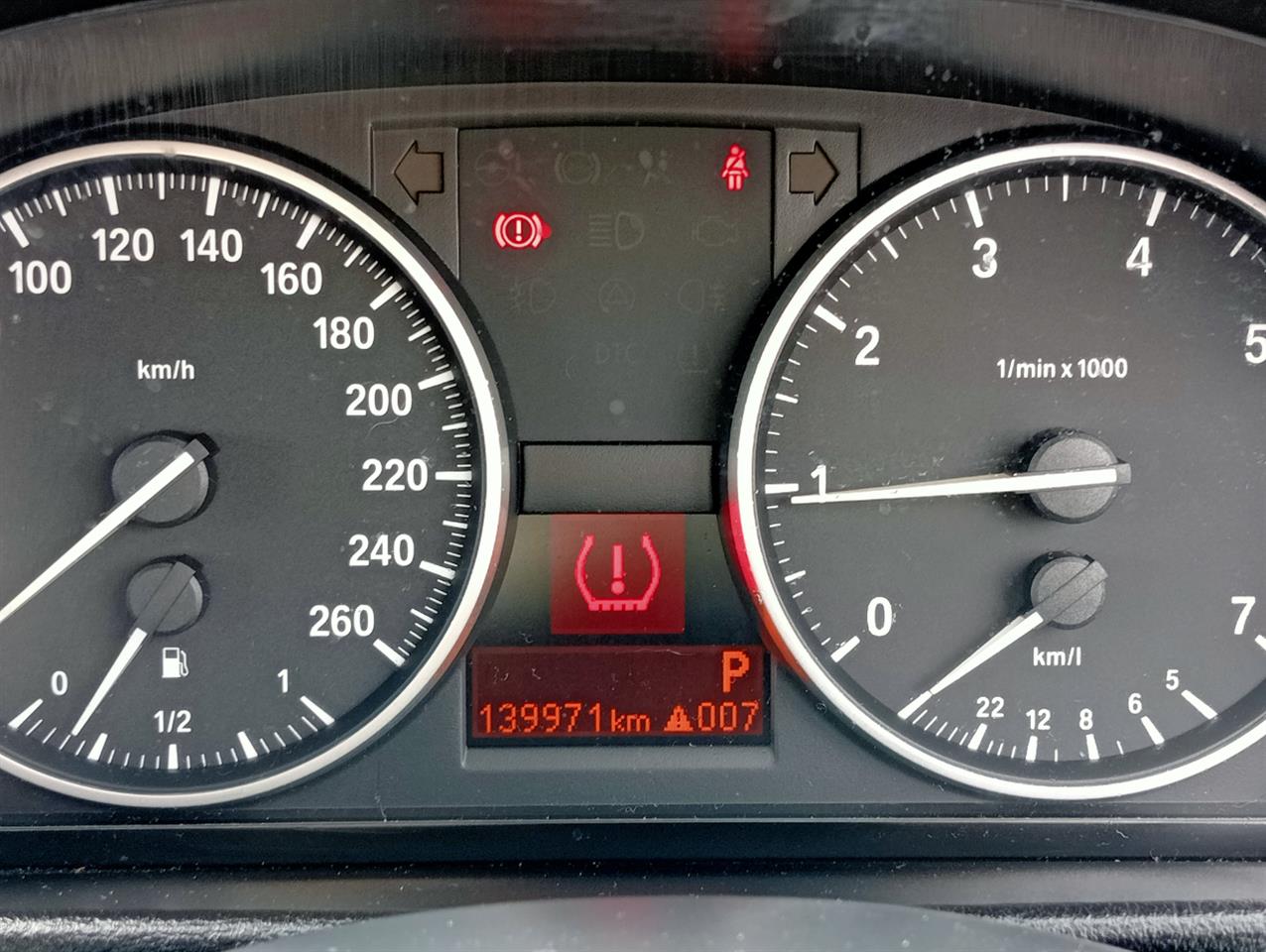 2010 BMW X1 thumbnail