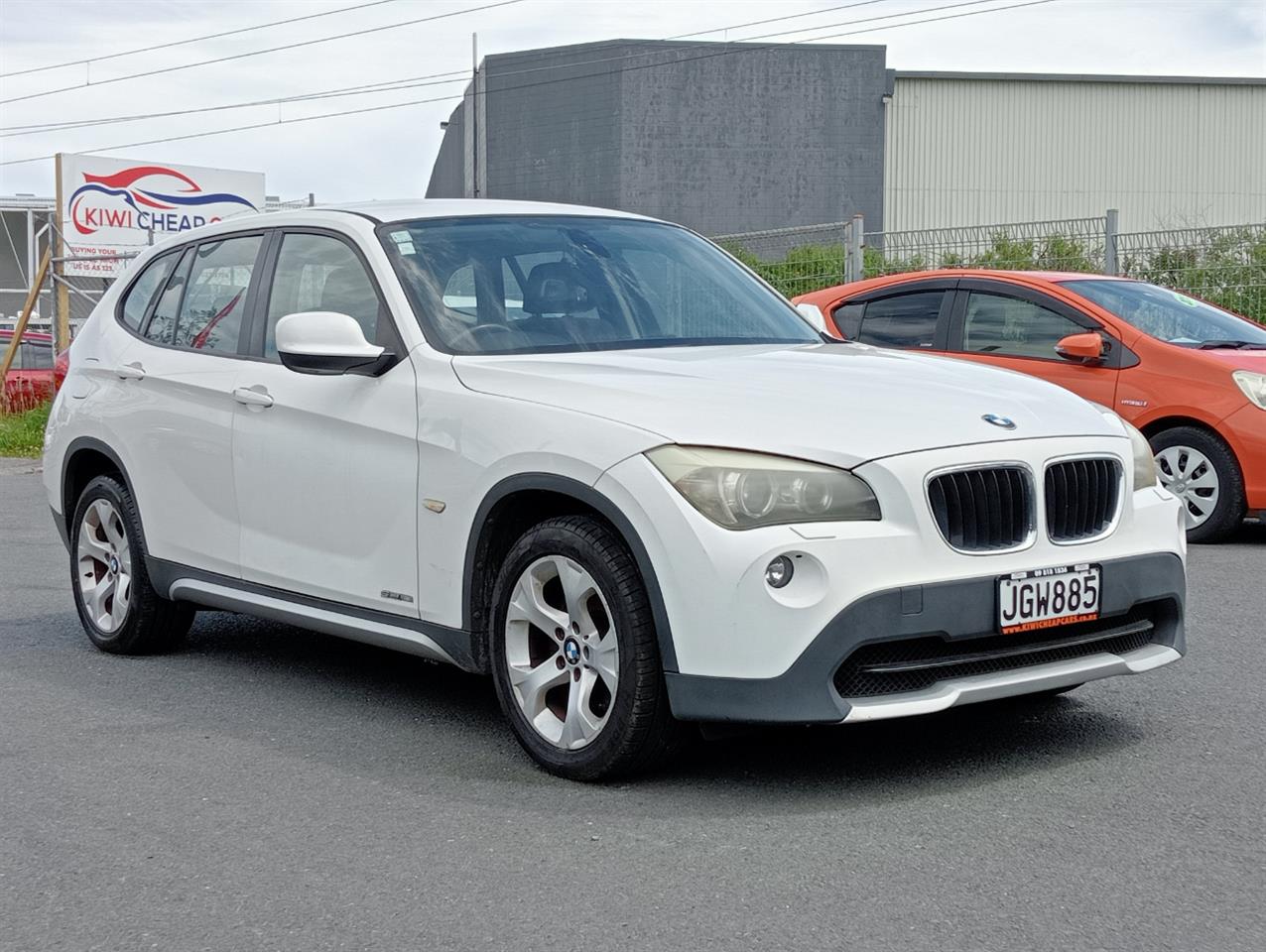 2010 BMW X1 thumbnail