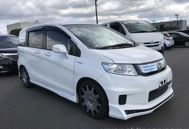 2014 Honda Freed thumbnail