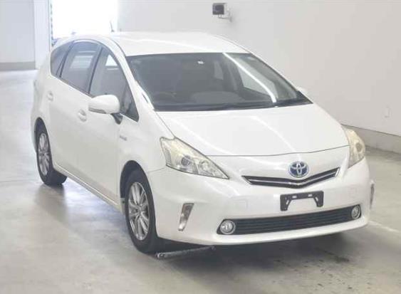 2013 Toyota Prius thumbnail