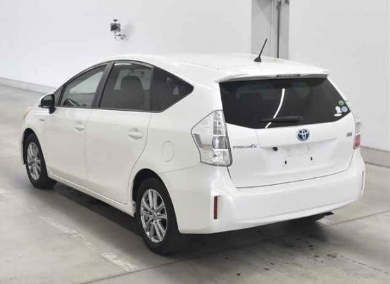 2013 Toyota Prius thumbnail